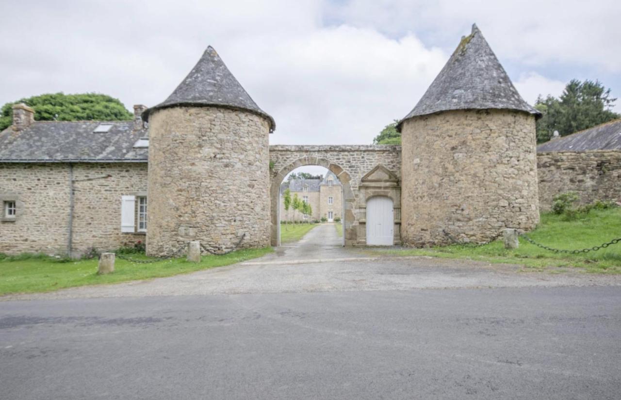 Chateau De Cadouzan Saint-Dolay Ngoại thất bức ảnh