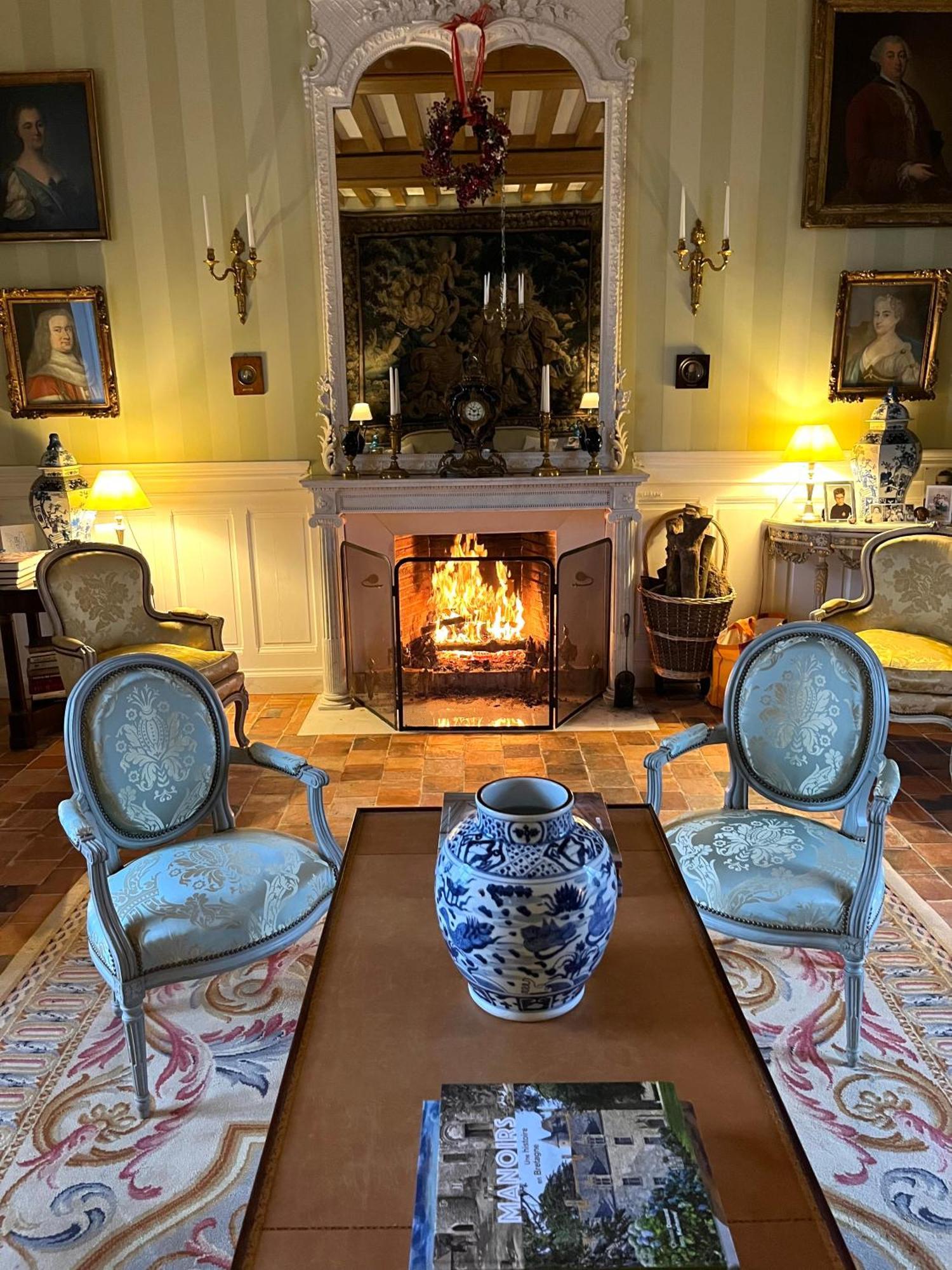 Chateau De Cadouzan Saint-Dolay Ngoại thất bức ảnh